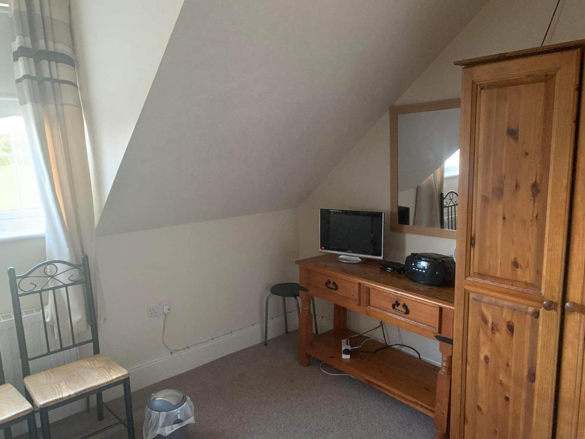 The Curragh Country House Accommodation Newbridge  Buitenkant foto