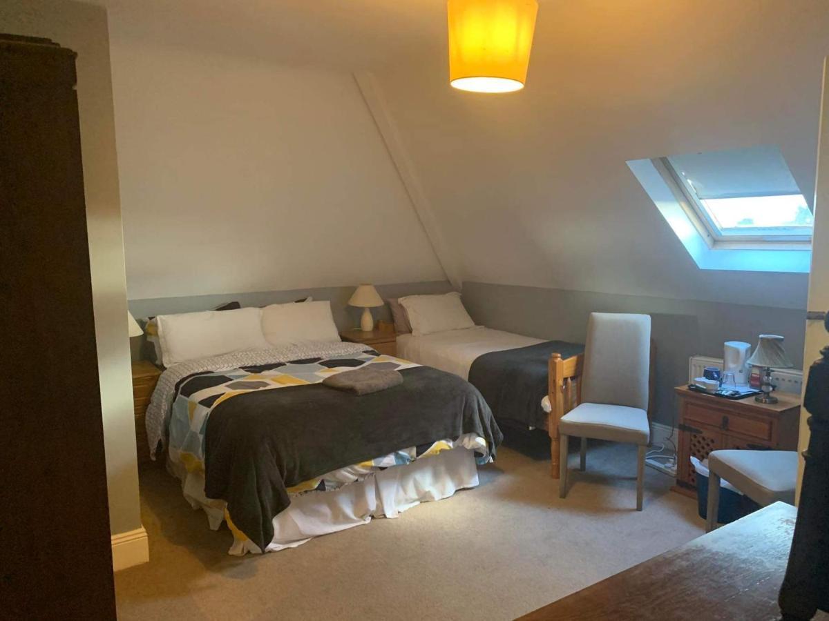 The Curragh Country House Accommodation Newbridge  Buitenkant foto
