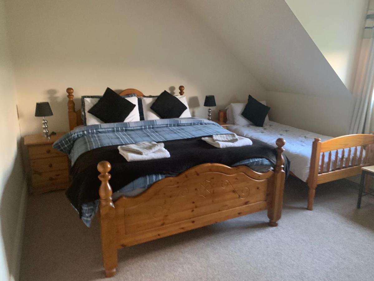 The Curragh Country House Accommodation Newbridge  Buitenkant foto