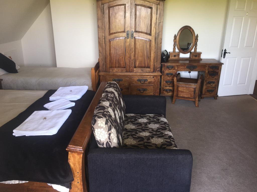 The Curragh Country House Accommodation Newbridge  Buitenkant foto