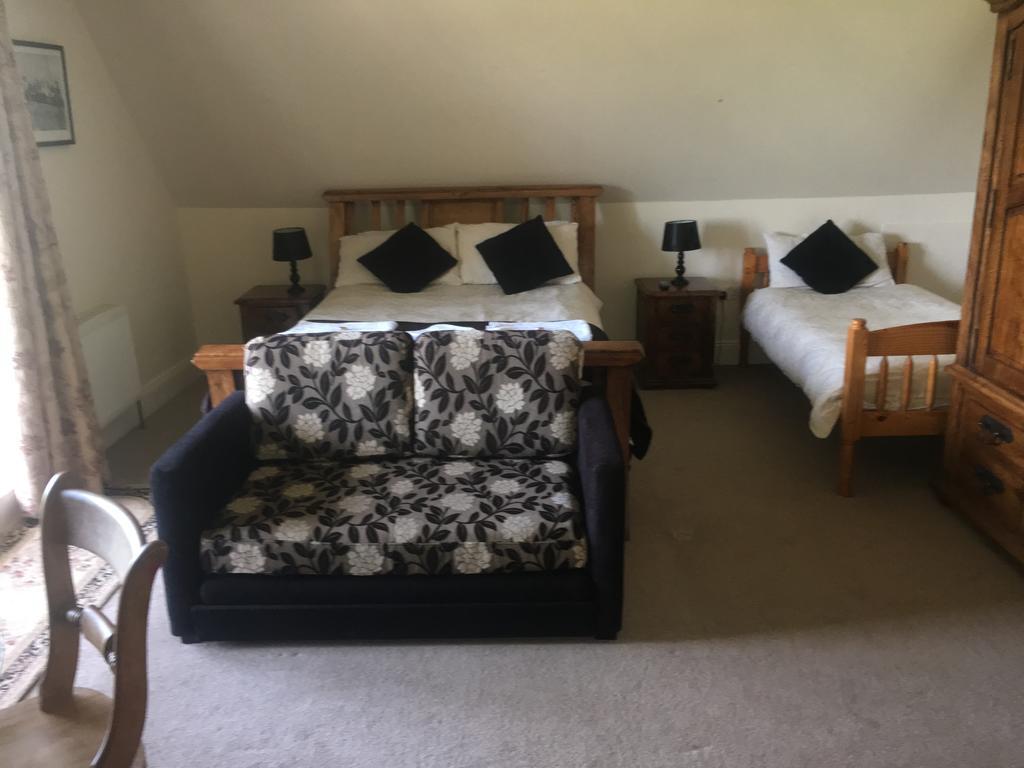 The Curragh Country House Accommodation Newbridge  Buitenkant foto